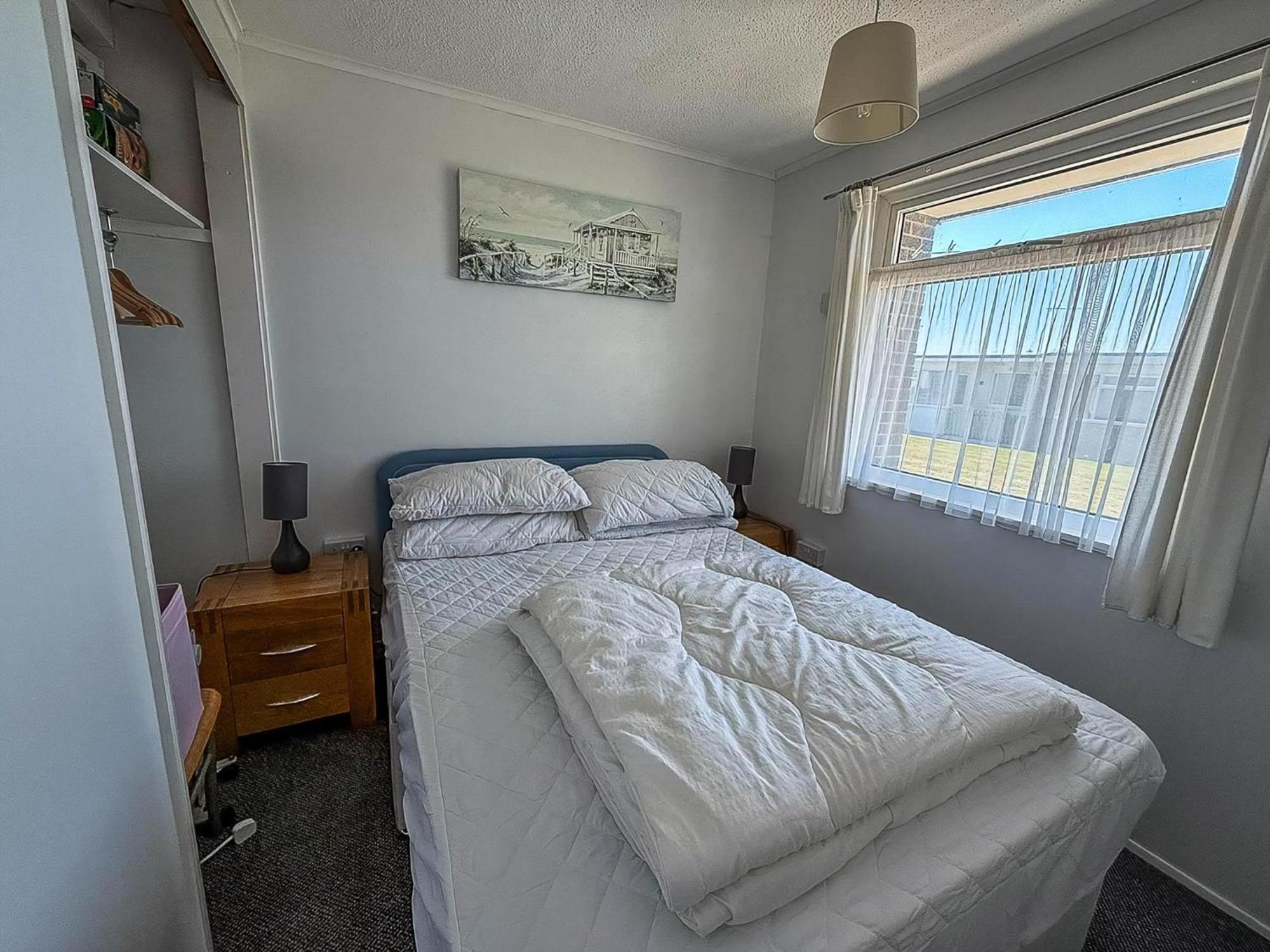 Lovely 4 Berth Chalet For Hire At California Sands In Norfolk Ref 52350Cs Scratby Bagian luar foto